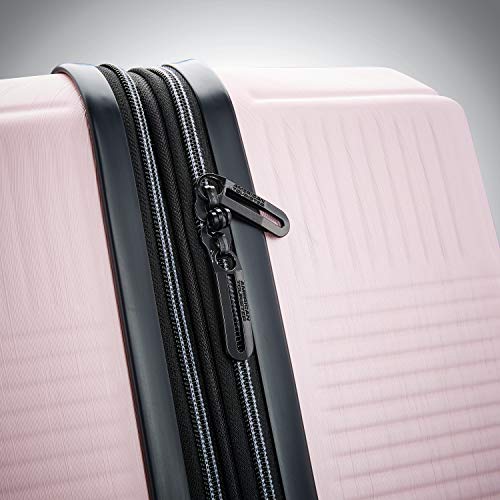 American Tourister Stratum XLT 122711-1684 Luggage Review American Tourister Stratum XLT 122711-1684 Luggage Review